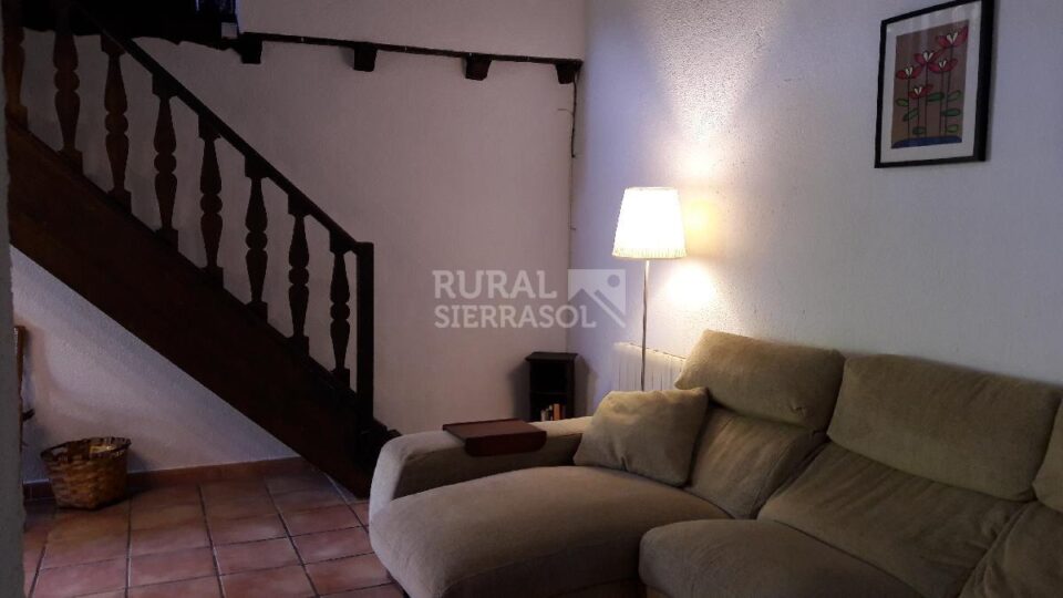 Acogedora Casa Rural en El Valle del Jerte, con piscina y barbacoa - Imagen 12