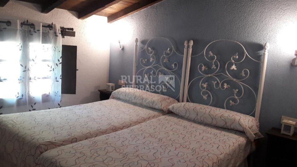 Acogedora Casa Rural en El Valle del Jerte, con piscina y barbacoa - Imagen 17