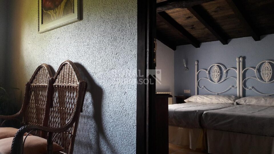 Acogedora Casa Rural en El Valle del Jerte, con piscina y barbacoa - Imagen 20