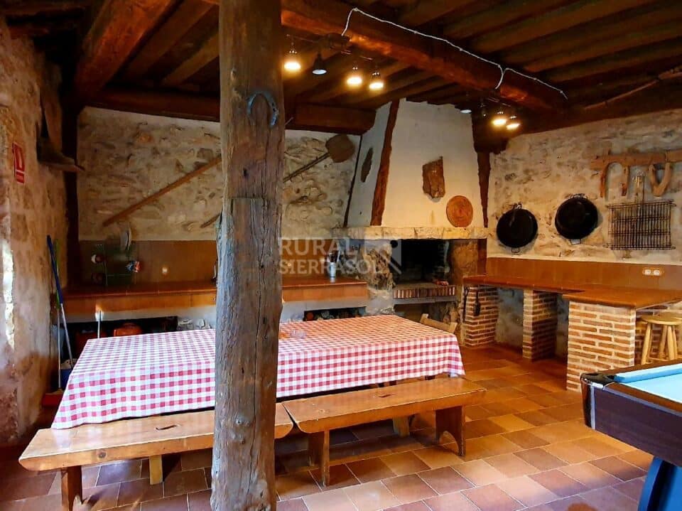 Magnifica Casa Rural en Cubillo, con chimenea, barbacoa y wifi - Imagen 29