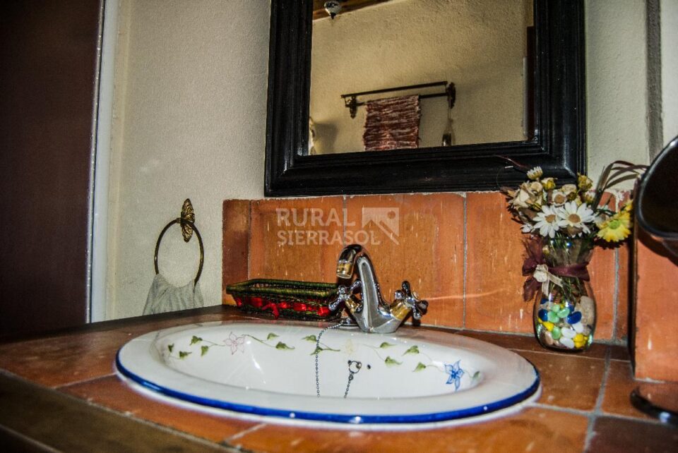 Ancestral Casa Rural en Caballar, con chimenea, barbacoa y wifi - Imagen 17