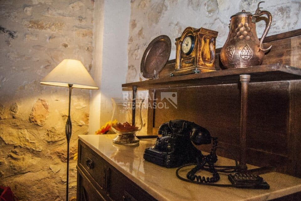 Ancestral Casa Rural en Caballar, con chimenea, barbacoa y wifi - Imagen 26