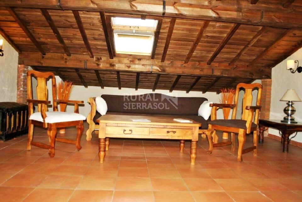 Majestuoso Hotel Rural de tres estrellas en Berzocana - Imagen 8