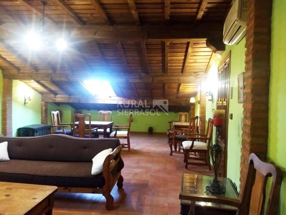 Majestuoso Hotel Rural de tres estrellas en Berzocana - Imagen 17