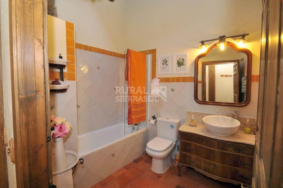 Estupenda Casa Rural en Caballar, con wifi, barbacoa y chimenea - Imagen 13