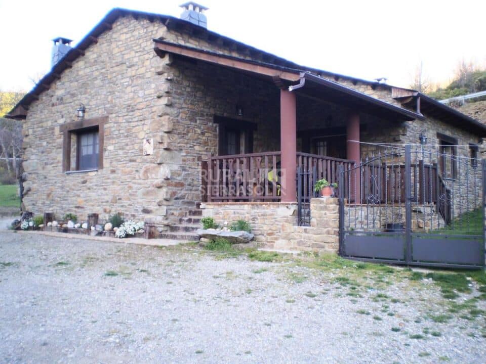 Ancestral Casa Rural en San Justo de Sanabria, con chimenea y barbacoa - Imagen 30
