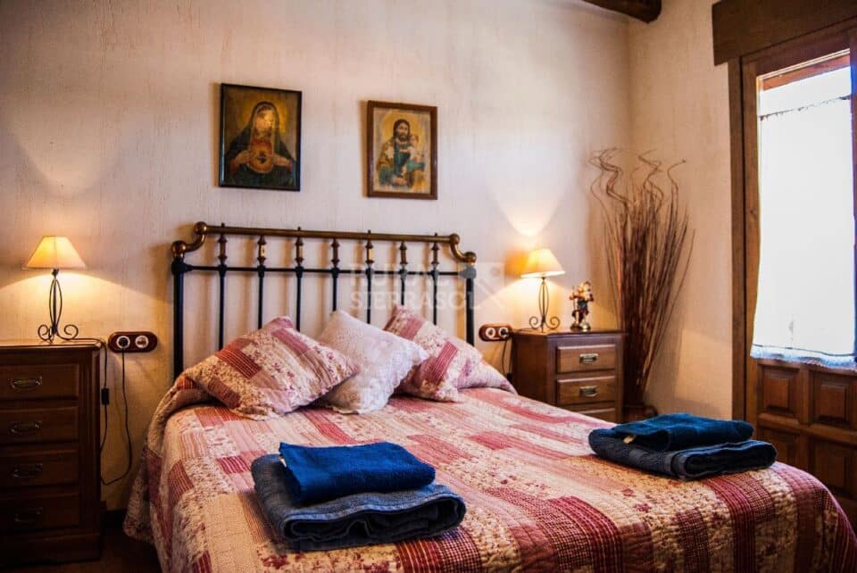 Acogedora Casa Rural en Caballar, con chimenea, barbacoa y wifi - Imagen 17