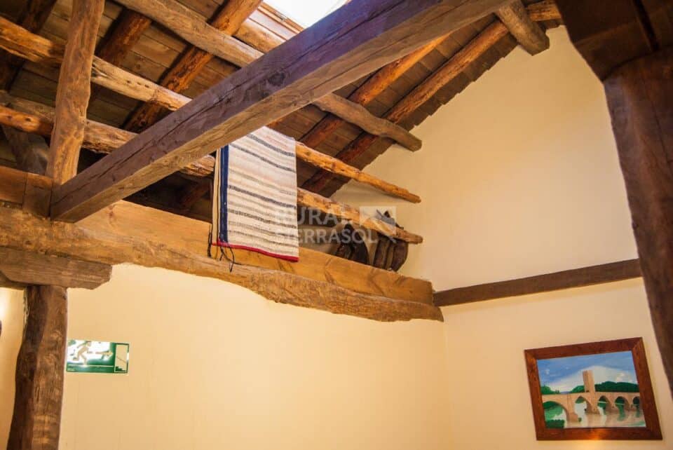 Fantástica Casa Rural en Cantalejo, con piscina y jacuzzi - Imagen 49