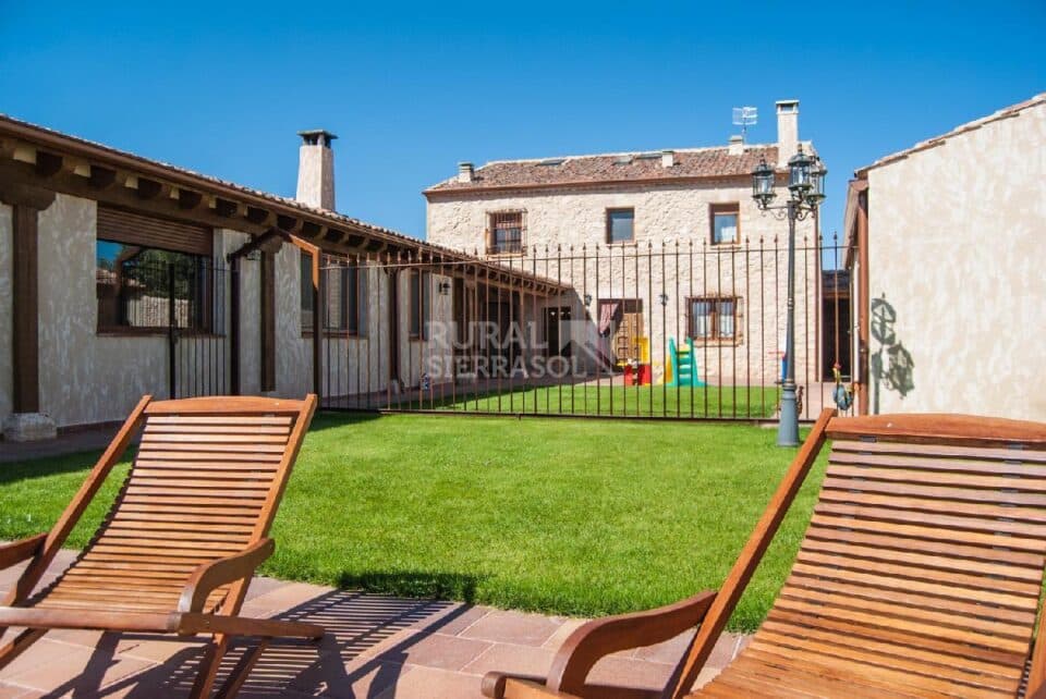 Fantástica Casa Rural en Cantalejo, con piscina y jacuzzi - Imagen 70