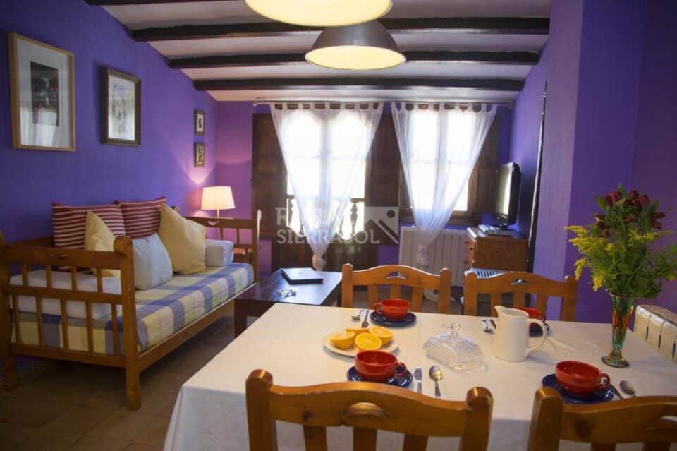 Confortable Apartamento Rural en Hervás, con chimenea y calefacción central - Imagen 3