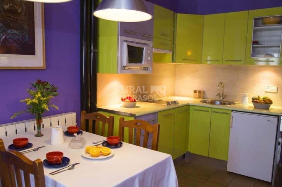 Confortable Apartamento Rural en Hervás, con chimenea y calefacción central - Imagen 4