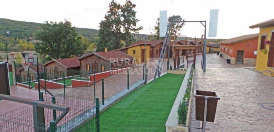 Ancestral Casa Rural en Robledo de Fenar, especial para grandes grupos - Imagen 10