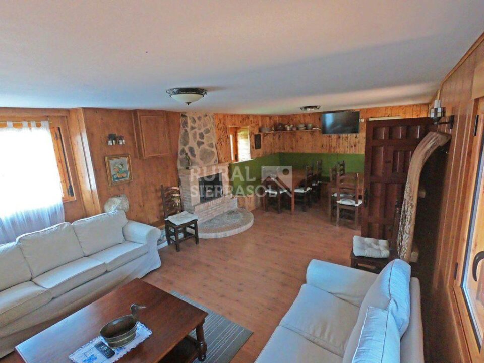 Ancestral Casa Rural en Robledo de Fenar, especial para grandes grupos - Imagen 22