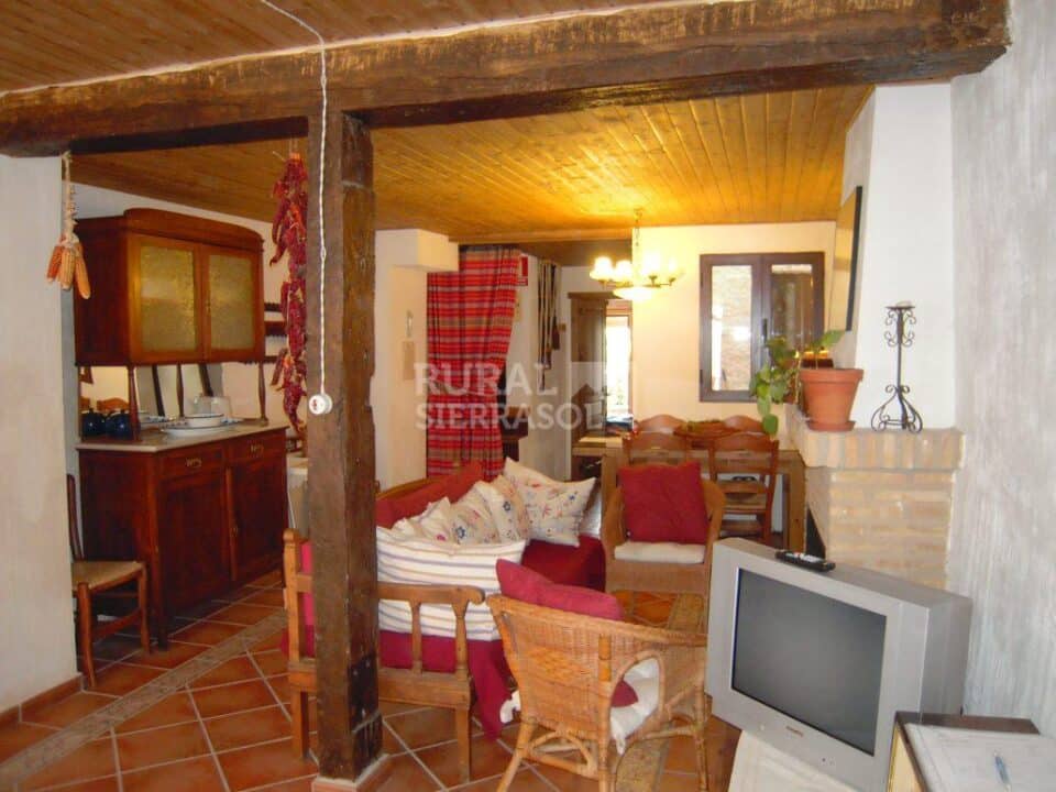 Casa Rural en Hornos de Segura, con chimenea y wifi - Imagen 11