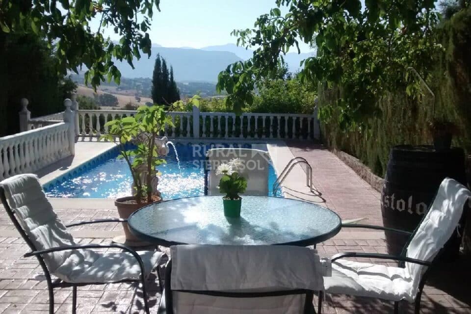 Casa Rural con amplios jardines y piscina, en la Sierra de Grazalema - Imagen 27