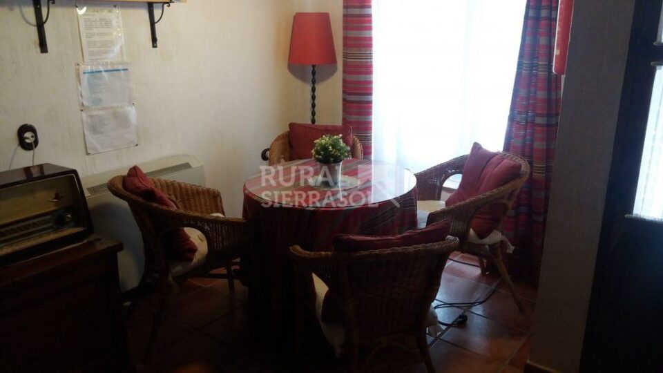 Casa Rural en Hornos de Segura, con chimenea y wifi - Imagen 14