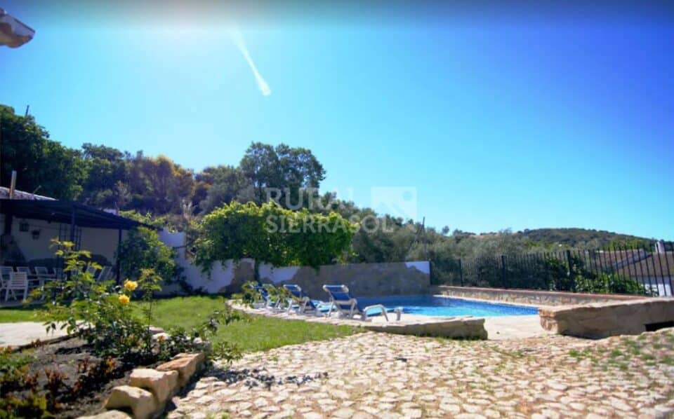 Preciosa Casa Rural al sur del Torcal de Antequera, con piscina y barbacoa - Imagen 3