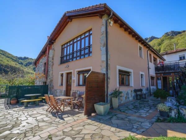 Casa rural en Campiello (Santianes, Teverga, Asturias)-1981