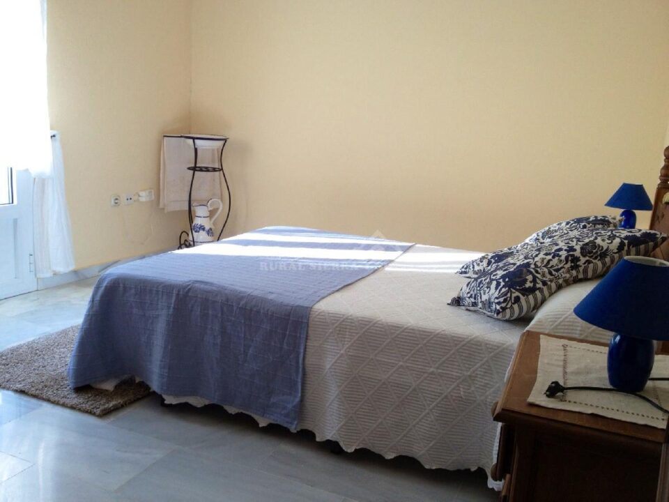 Acogedora Casa Rural en Montejaque, con piscina - Imagen 15