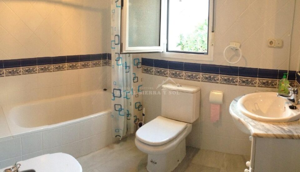 Acogedora Casa Rural en Montejaque, con piscina - Imagen 18