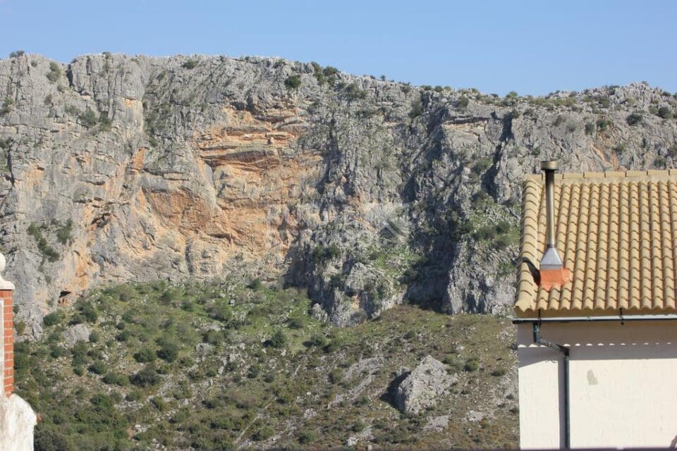 Casa Rural en Montejaque, con piscina y barbacoa - Imagen 14
