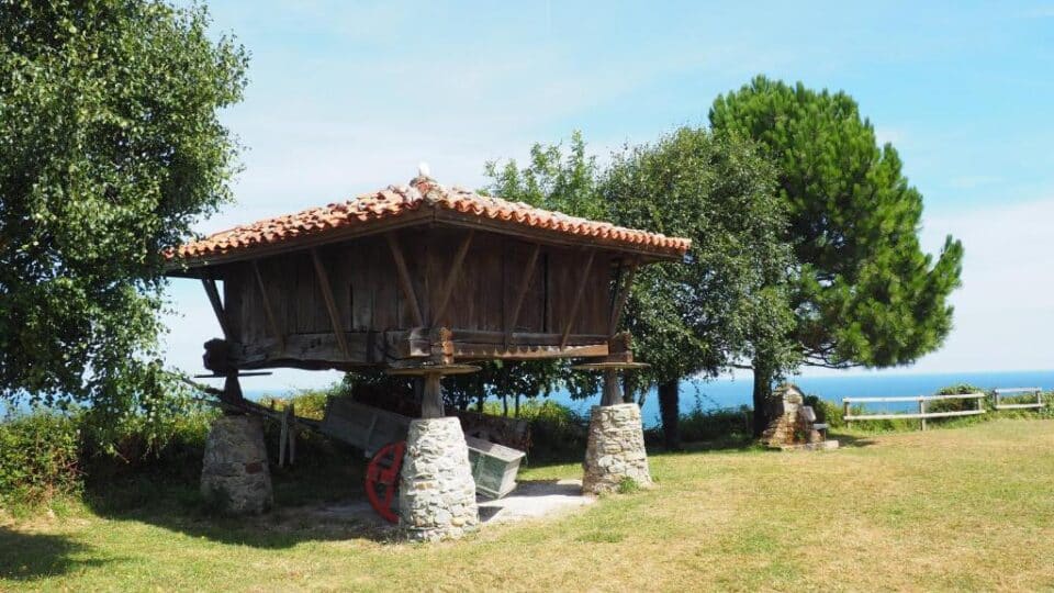 Apartamentos Rurales La Torre - Imagen 31