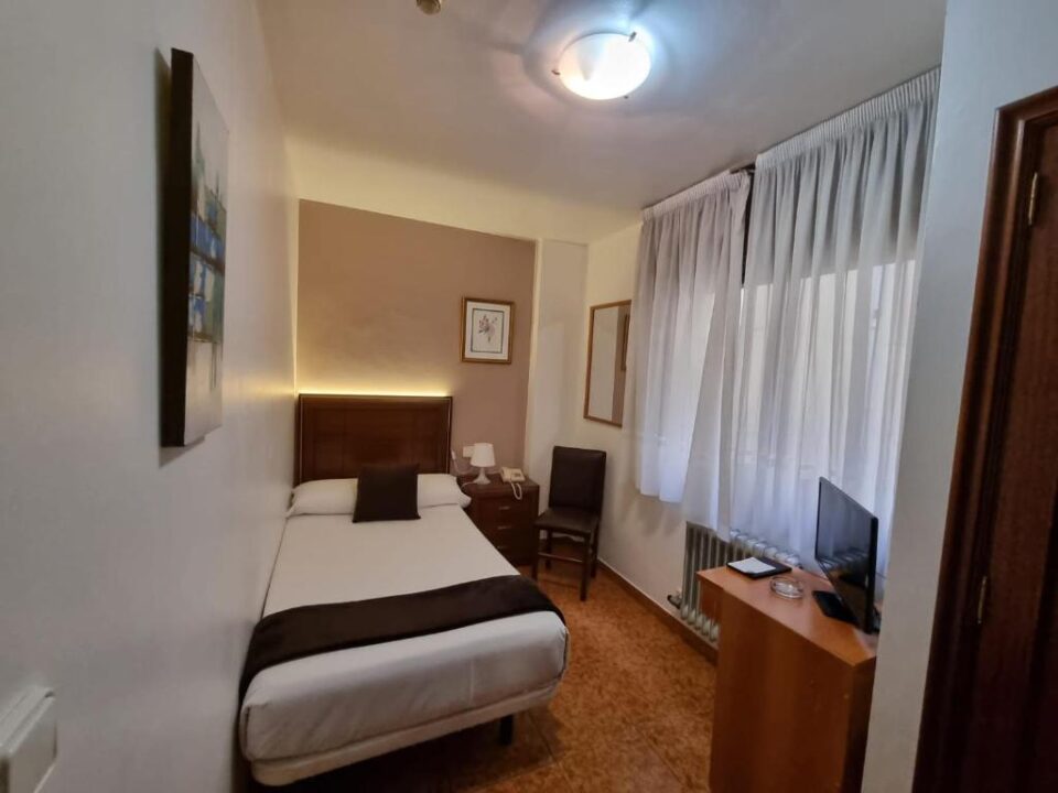Hotel Madrid - Imagen 20