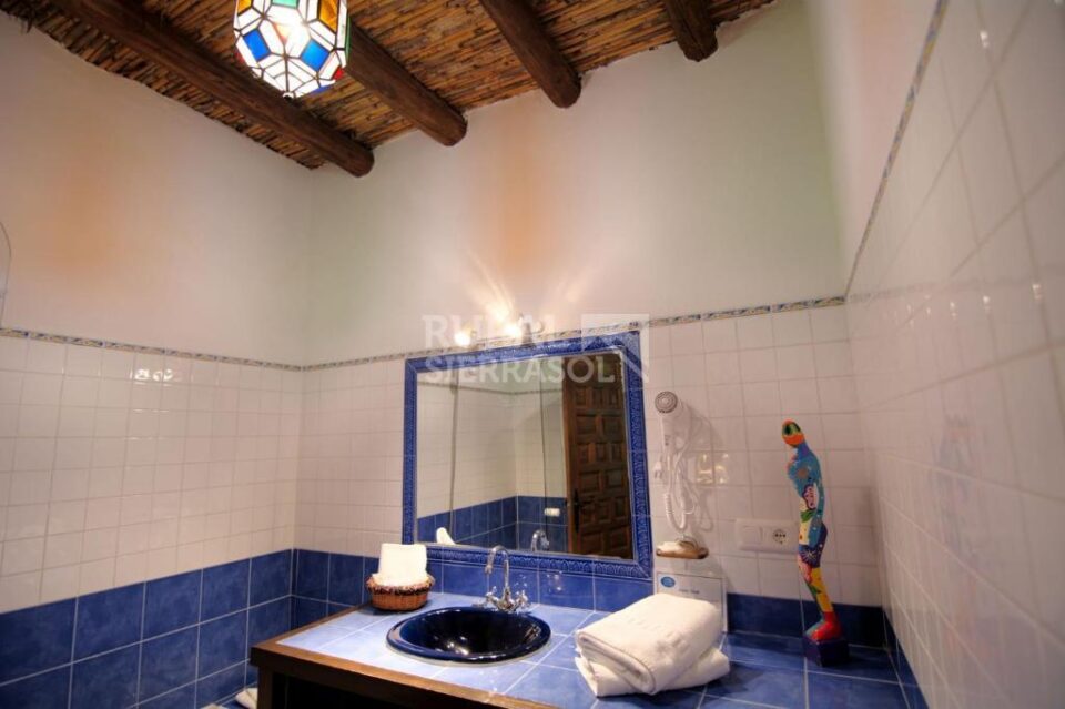 Maravillosa Casa Rural al sur del Torcal de Antequera, con piscina y barbacoa - Imagen 40