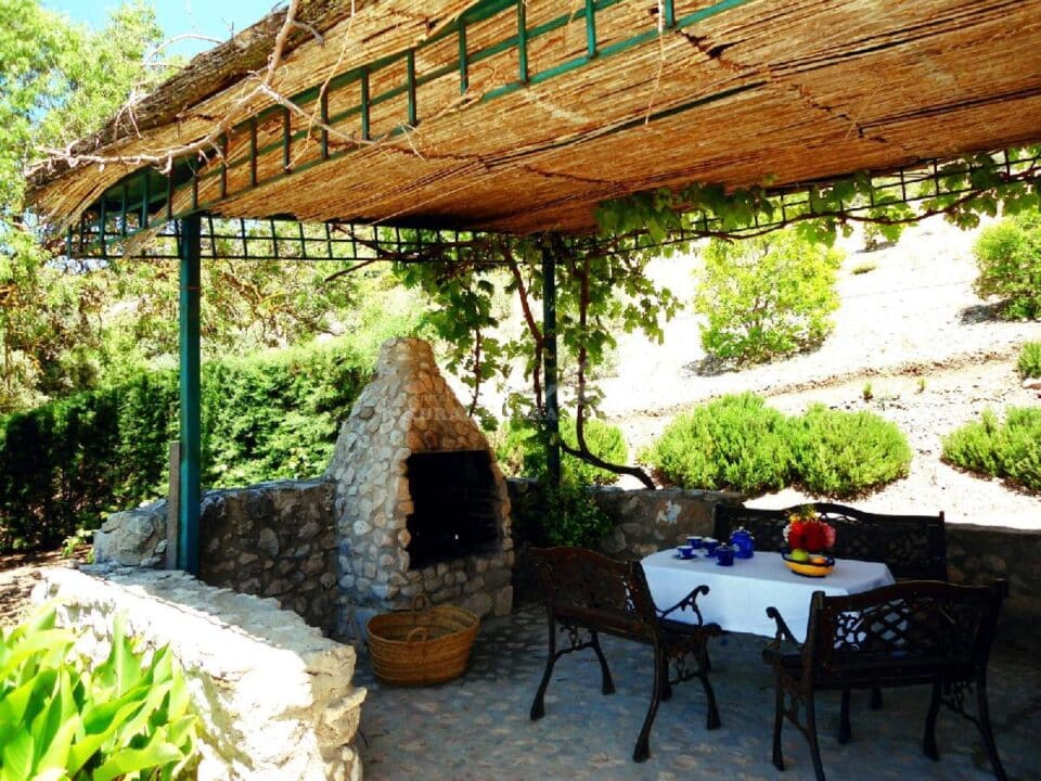 Acogedora Casa Rural con gran jardín y vistas impresionantes - Imagen 15