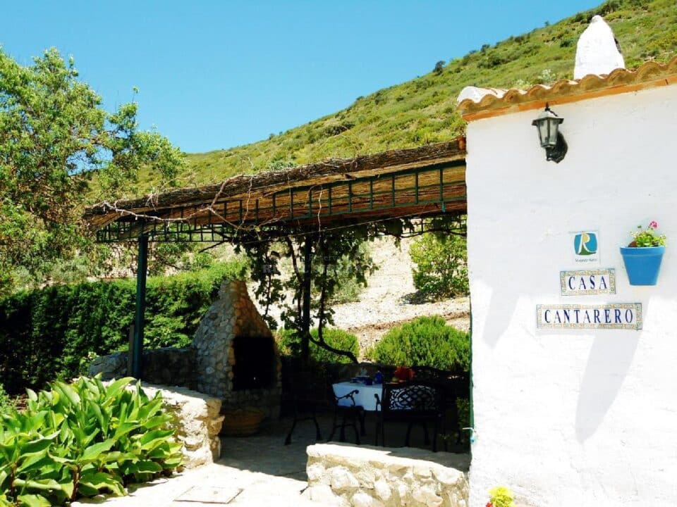 Acogedora Casa Rural con gran jardín y vistas impresionantes - Imagen 16