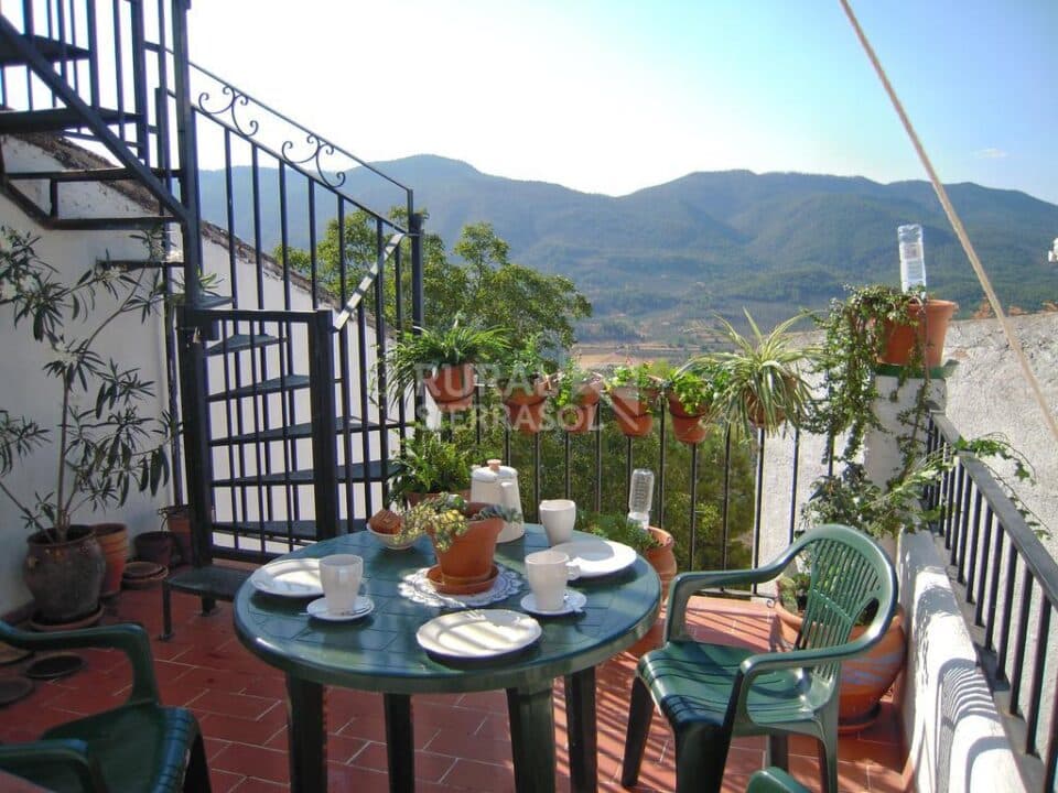 Casa Rural en Hornos de Segura, con chimenea y wifi - Imagen 5