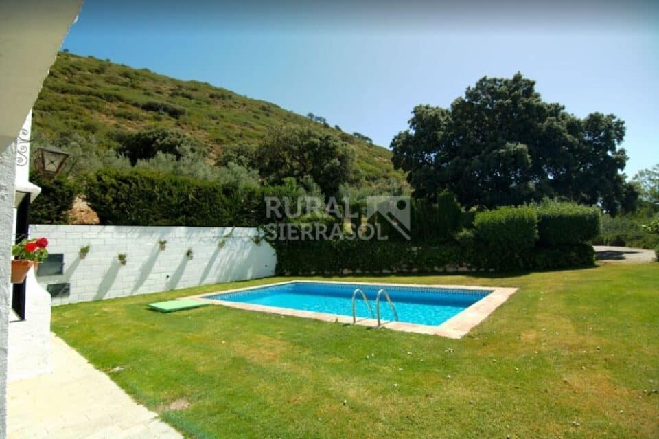 Elegante Casa Rural en plena montaña, con bonitas vistas - Imagen 5