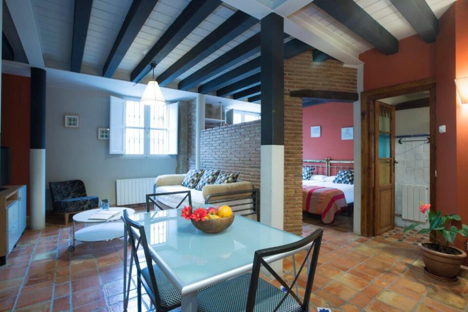 Apartamentos con Encanto Señorío de Haro. Estudio 2 ó 3 personas - Imagen 23