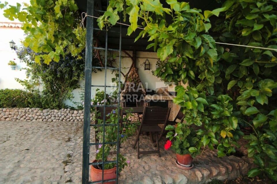 Preciosa Casa Rural al sur del Torcal de Antequera, con piscina y barbacoa - Imagen 6