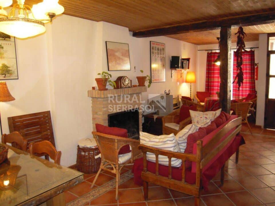 Casa Rural en Hornos de Segura, con chimenea y wifi - Imagen 7