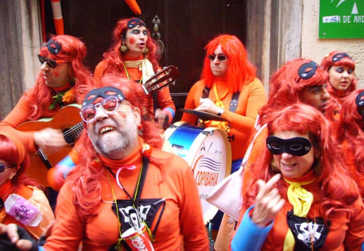 Los mejores lugares para vivir el Carnaval en Andalucía