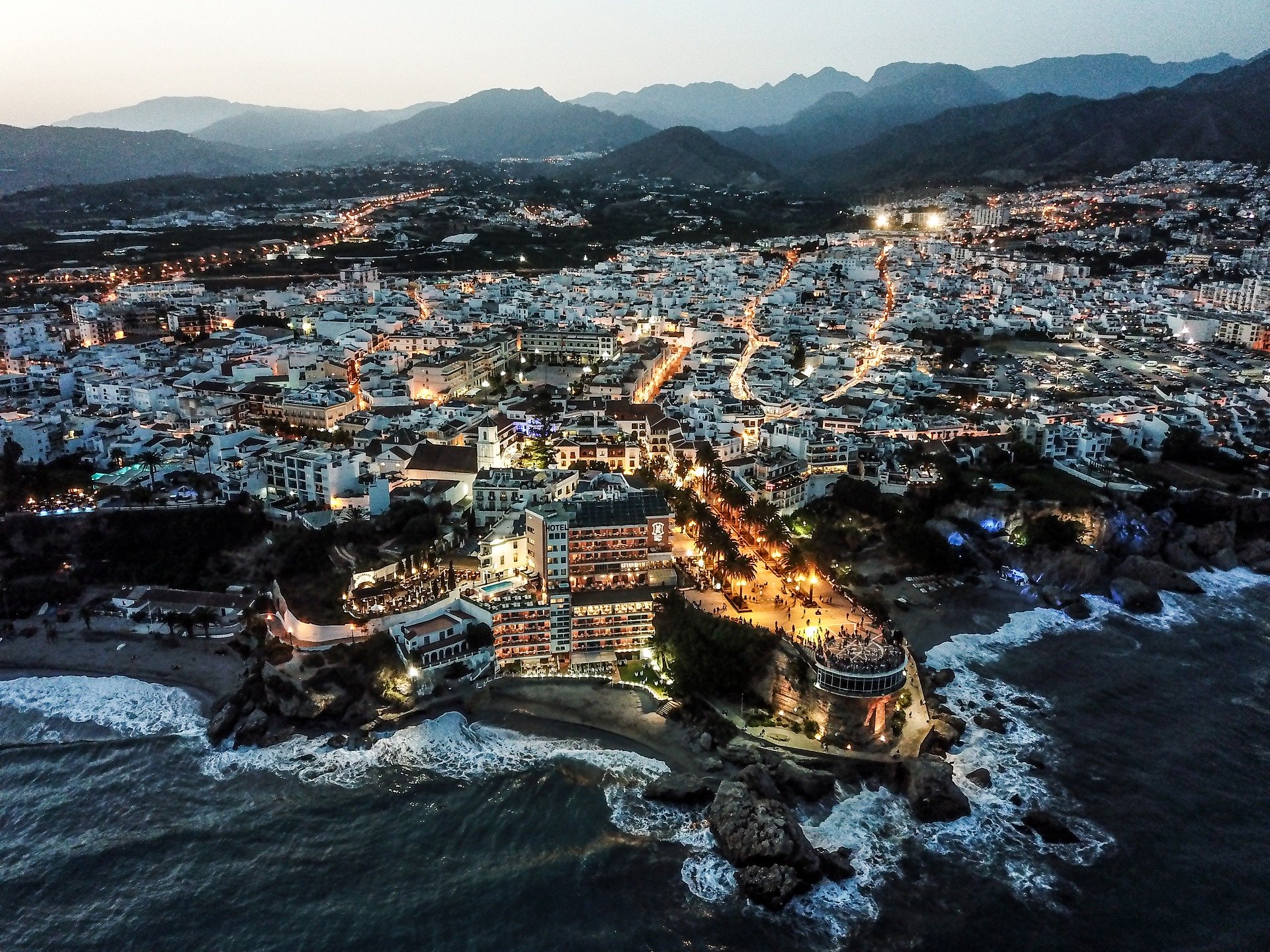 Qué hacer y qué ver en Nerja