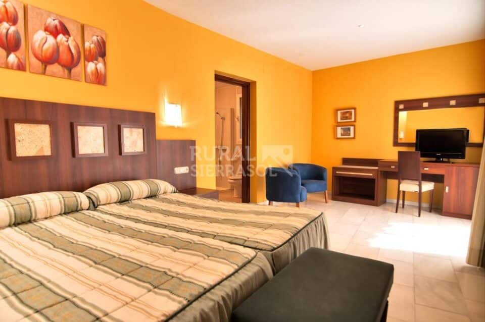 Acogedor Hotel en Lanjarón, con piscina y restaurante - Imagen 7