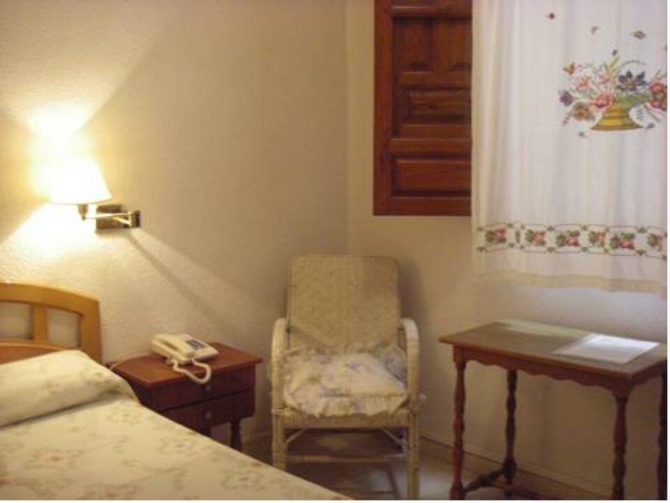 Acogedor Hostal en Lanjarón, con restaurante - Imagen 5