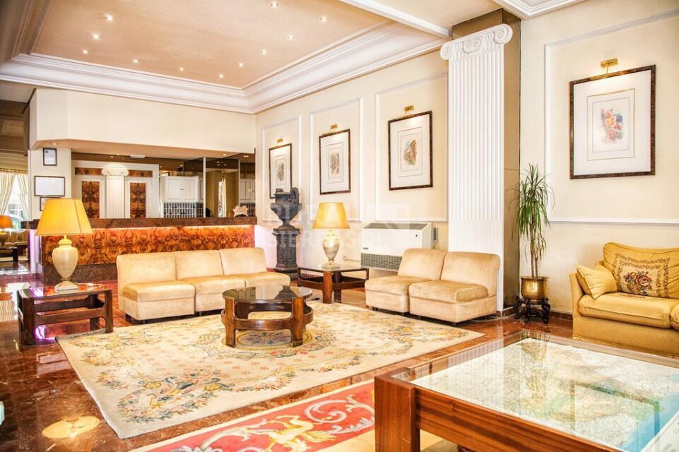 Elegante Hotel en Lanjarón - Imagen 12