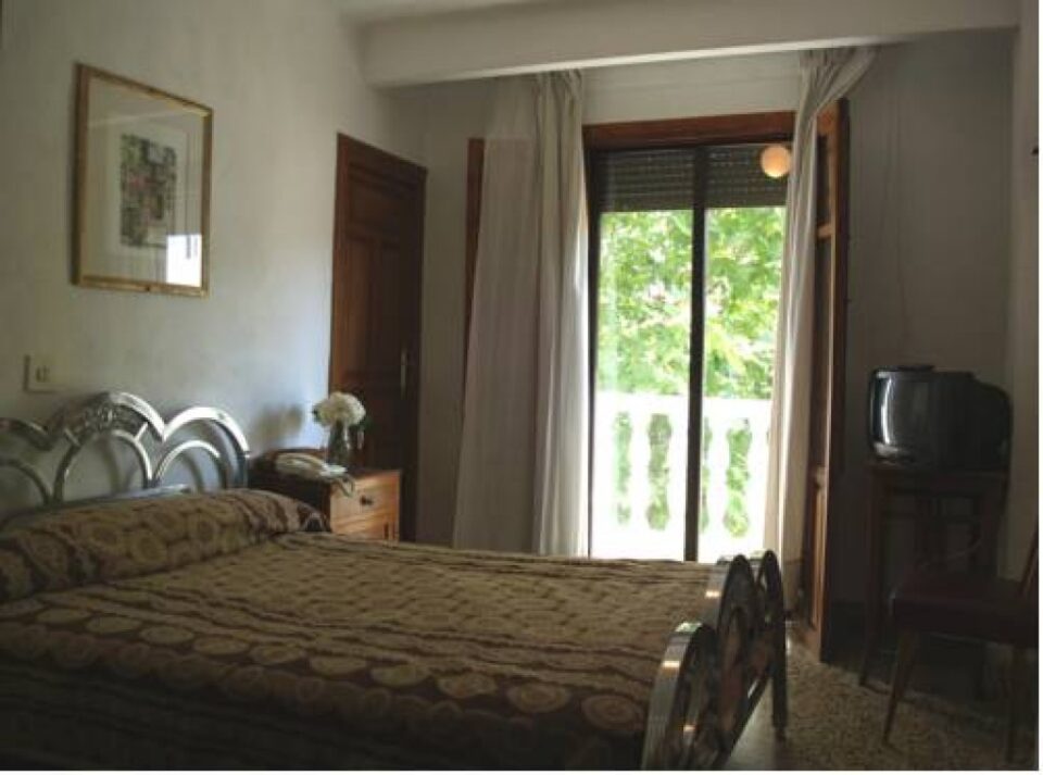 Acogedor Hostal en Lanjarón, con restaurante - Imagen 8