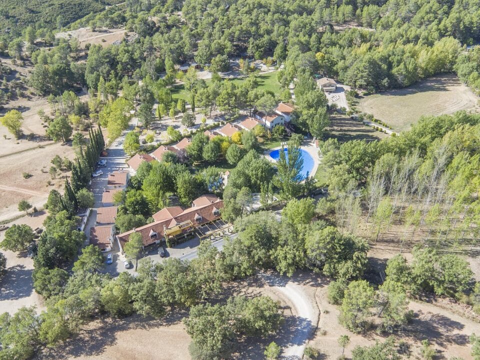 Cabaña de Madera de categoría superior, en Arroyo Frío, para 4 personas, con piscina y aire acondicionado - Imagen 28
