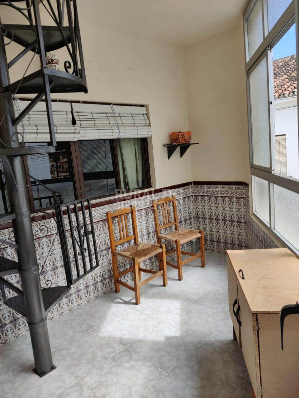 Subida a la terraza de casa rural en El Burgo (Málaga) referencia 4089