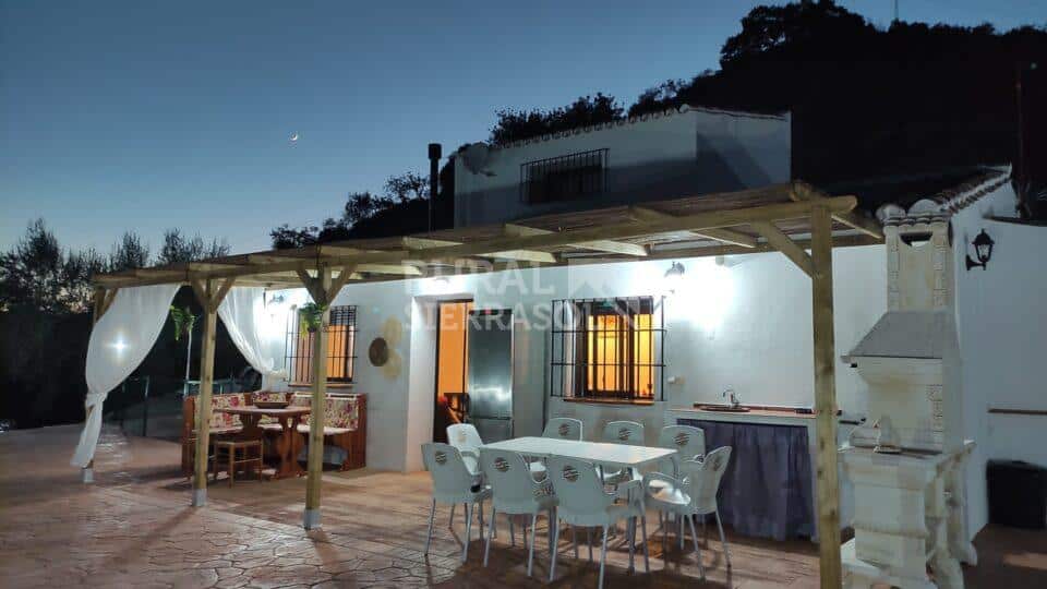 Terraza de casa rural en Colmenar (referencia 4101)