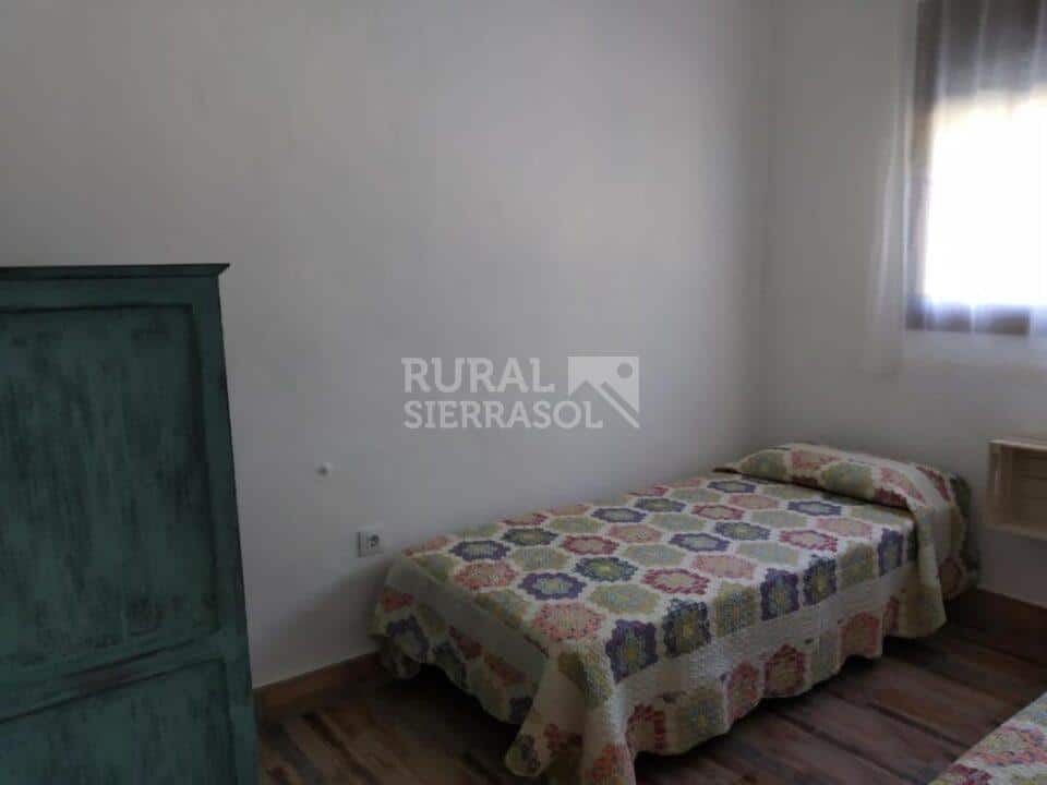 Excelente Casa Rural en Prado del Rey, con piscina y barbacoa - Imagen 12
