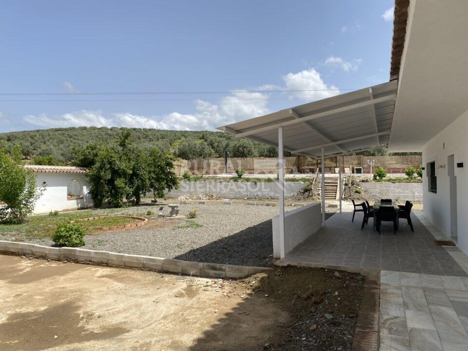 Porche de casa rural en Álora (Málaga) referencia 4107