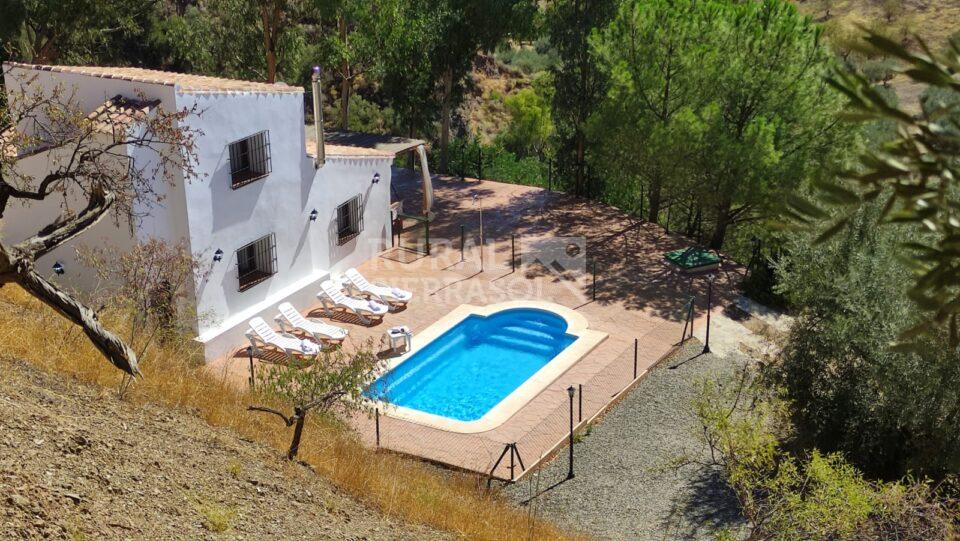 Vista de casa rural en Comenar (Málaga) referencia 4101