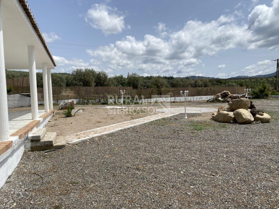 Patio trasero de casa rural en Álora (Málaga) referencia 4107