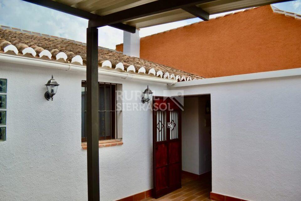 Patio de casa rural en Periana (referencia 4100)