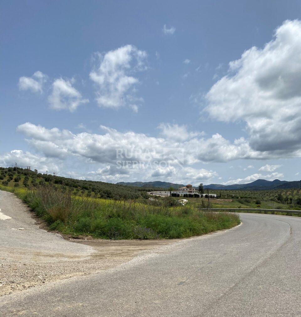 Carretera de casa rural en Álora (Málaga) referencia 4107
